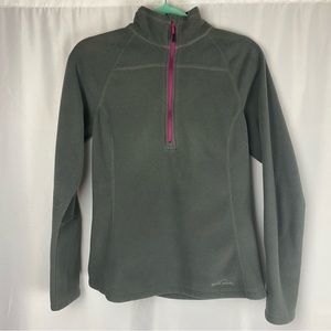 Eddie Bauer Women's 1/4 Zip Fleece Pullover in Gray with Magenta Zipper, Size S.